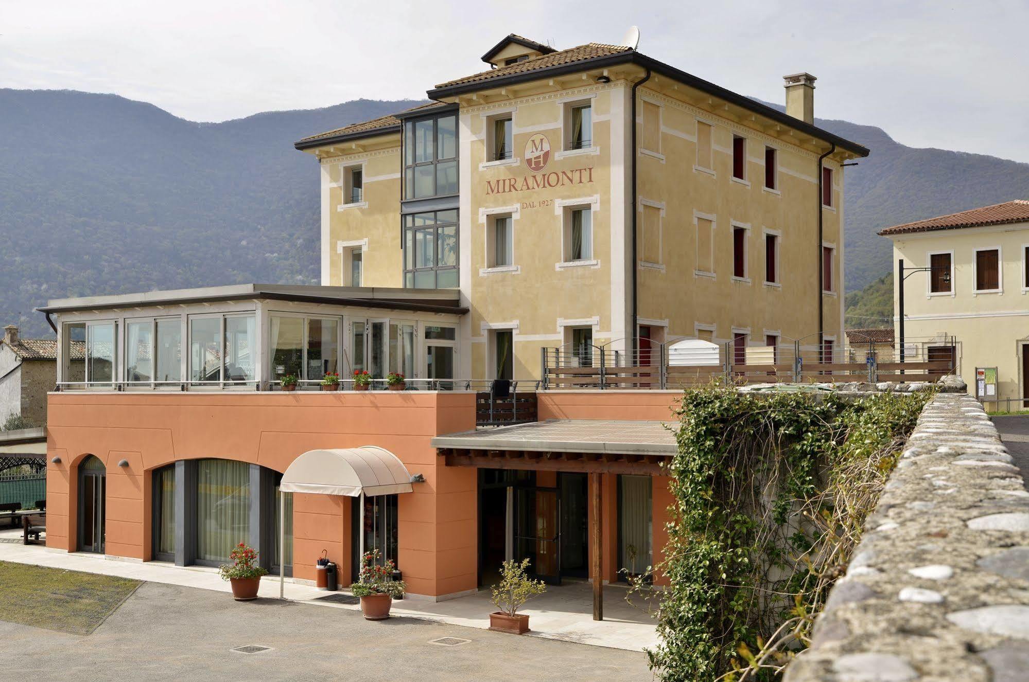 Hotel Miramonti Enoteca Pove del Grappa Extérieur photo